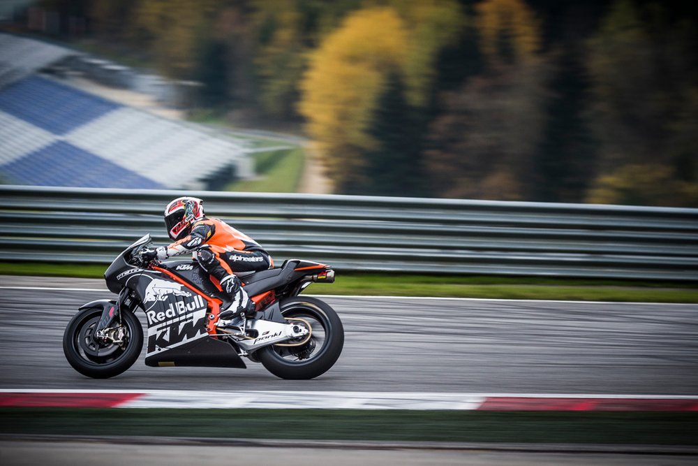 129886_Alex Hofmann KTM RC16 Spielberg 2015