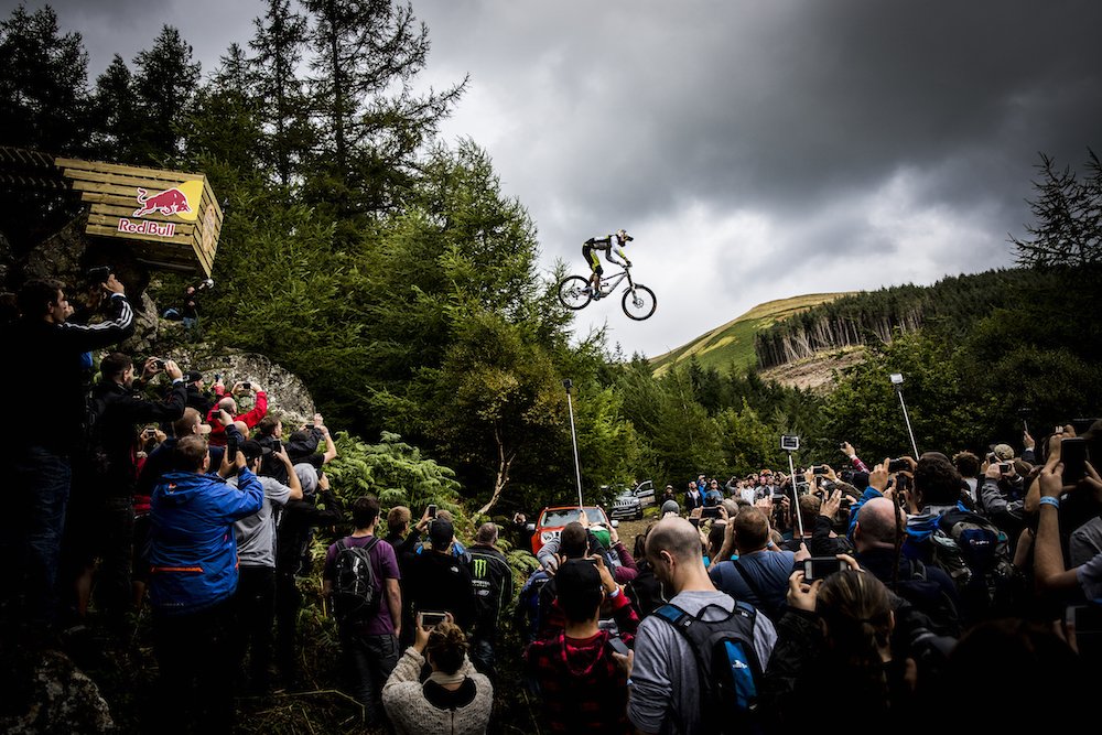 Gee Atherton - Action