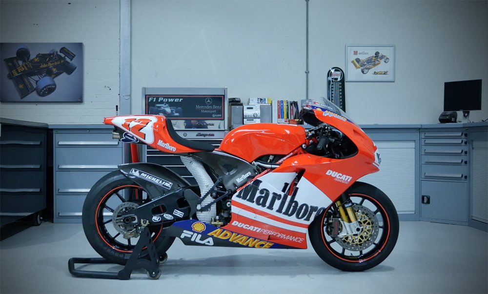 Dream Garage Desmo