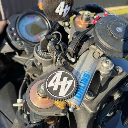 44Teeth Black Keyring